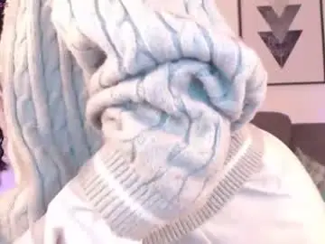 Chaturbate Nude Webcam of missemilie1