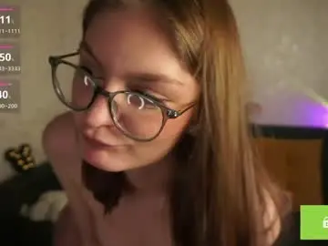 Chaturbate Live Sex Cam of robynsentinella