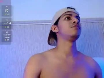 Chaturbate Live Porn of vic_cooper