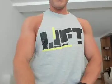 Chaturbate Sex Cam of roberto4ever