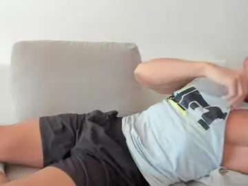 Chaturbate Live Sex Cam of roberto4ever