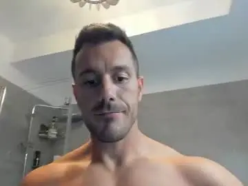 Chaturbate Free Porn Cam of roberto4ever