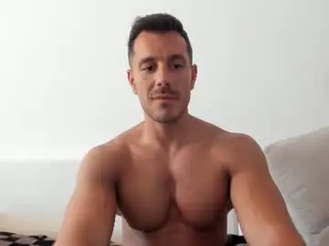 Chaturbate Live Sex of roberto4ever