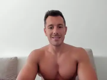Chaturbate Live Sex of roberto4ever