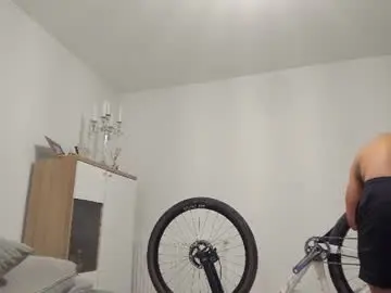 Chaturbate Live Porn of roberto4ever