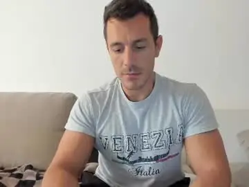Chaturbate Best Webcam of roberto4ever