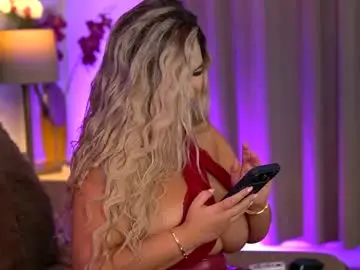Chaturbate Live Sex of sophieboobsx