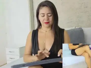 Chaturbate Sex Cam of ivyblackk