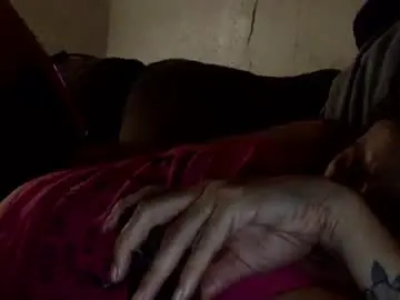 Chaturbate Free Porn Cam of milfsfreaky69