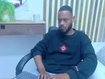 Chaturbate Sex Chat of oliver_bigblack_cock