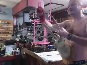 Chaturbate Live Sex Cam of omfgy