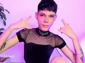 Chaturbate Live Sex Cam of varya_ferreira