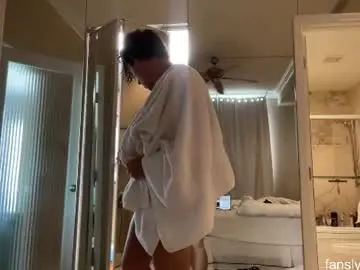 Chaturbate Free Porn Cam of alex_islive