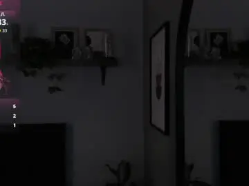 Chaturbate Live Sex Cam of cristalfoxy_