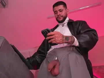Chaturbate Free Porn Cam of dickgriffith