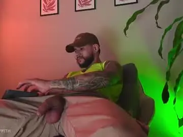 Chaturbate Live Sex Cam of dickgriffith