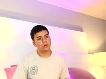 Chaturbate Adult Webcam of dylan_katee