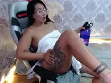Chaturbate Free Porn Cam of isabellaobregon2