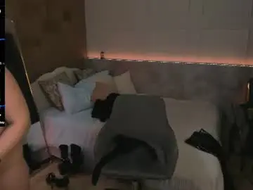 Chaturbate Free Live Porn of kylie_mellow
