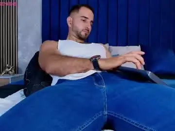 Chaturbate Watch Live Sex Cams of lorenzo_walker_