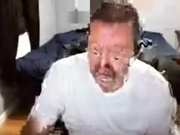Chaturbate Live Sex Cam of airbornelunsford39