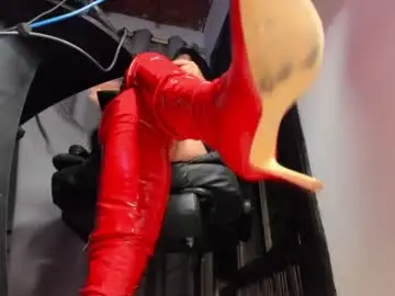Chaturbate Free Porn Cam of mistressanna_