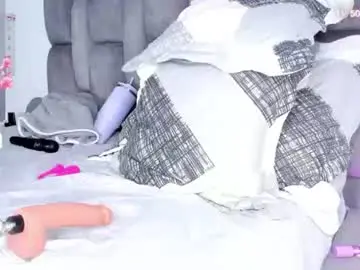 Chaturbate Free Live Porn of emily___fox