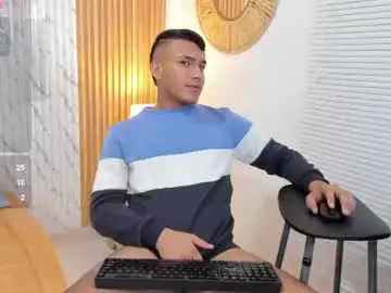 Chaturbate Live Sex of chris_vega4