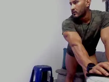 Chaturbate Live Sex Cam of curt_x