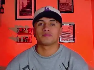 Chaturbate Sex Cam of onemore_cum