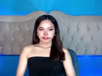 Chaturbate Adult Video Chat of ariana_queen_hugecock69