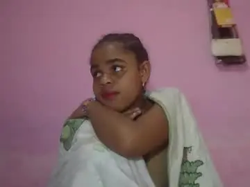 Chaturbate Free Porn Cam of delphineee