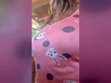 Chaturbate Sex Chat of natashaboobs
