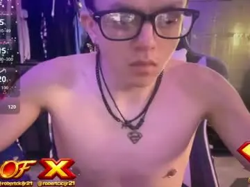 Chaturbate Free Porn Cam of robertcicijr21