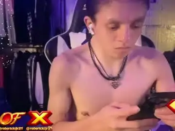 Chaturbate Live Sex Cam of robertcicijr21