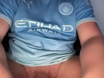 Chaturbate Adult Webcam of smallhornyboi