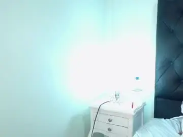 Chaturbate Adult Video Chat of caroline_mejia