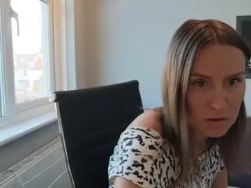 Chaturbate Free Live Porn of eatmypie69