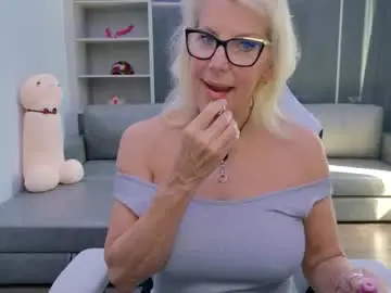 Chaturbate Watch Live Sex Cams of fitcougarcb