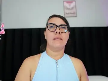 Chaturbate Best live sex cam show of hornylatimommy