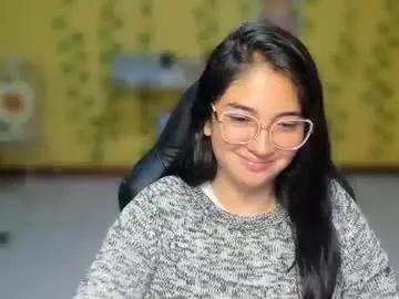Chaturbate Free Porn Cam of littleprety6969