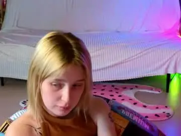 Chaturbate Free Porn Cam of lovelygirllss