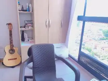 Chaturbate Adult Webcams of max_love25