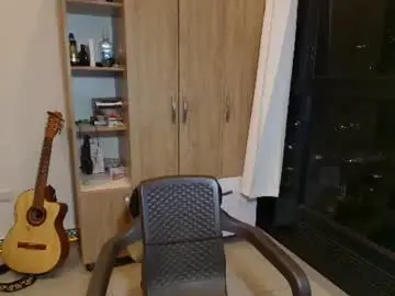 Chaturbate Best live sex cam show of max_love25