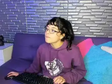 Chaturbate Best live sex cam show of petite_melodyy