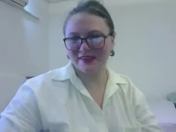 Chaturbate Live Sex Cam of musechic_wild