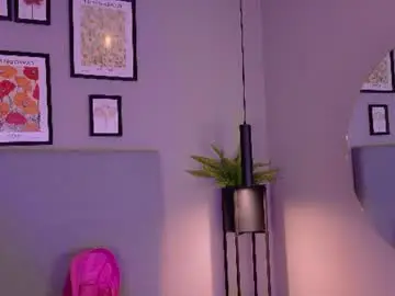 Chaturbate Best live sex cam show of zoeypetit