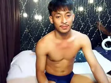Chaturbate Live Sex Cam of amazing_harvey