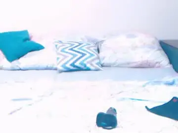 Chaturbate Live Sex Cam of ladyelizabeth777