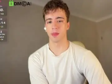 Chaturbate Free Porn Cam of adampolerno